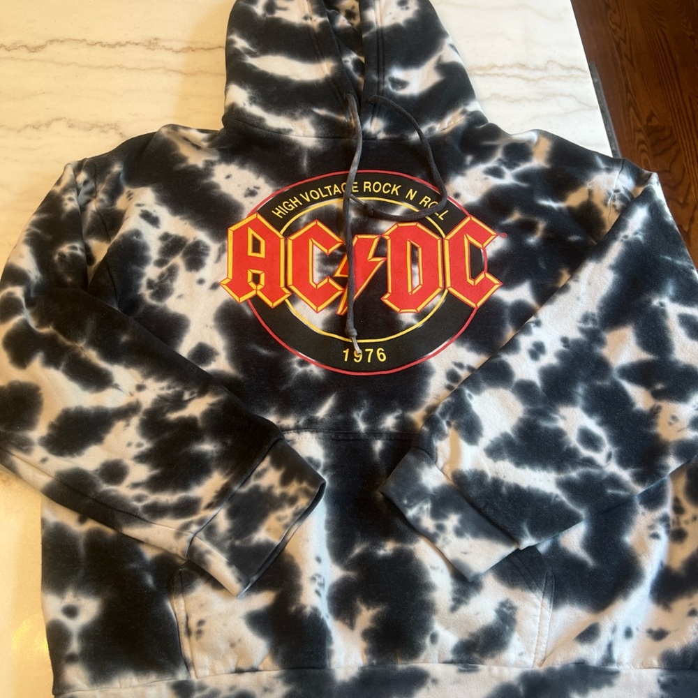 AC/DC Black And White Tie Dye Sweatshirt Hoodie Men’s Medium